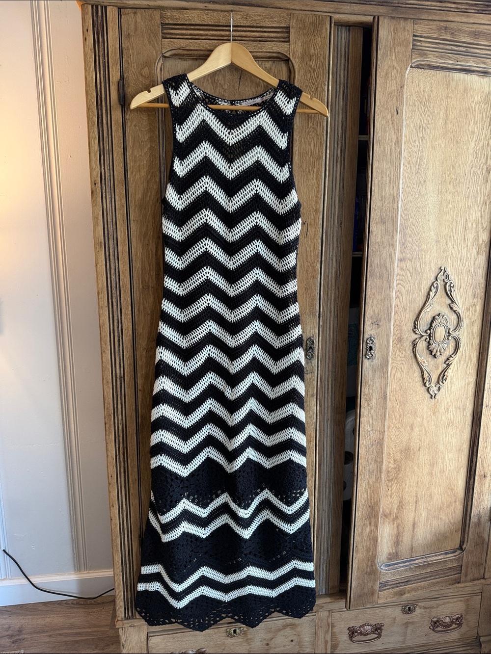 ESQUALO Black and White Chevron Crochet Maxi Dress